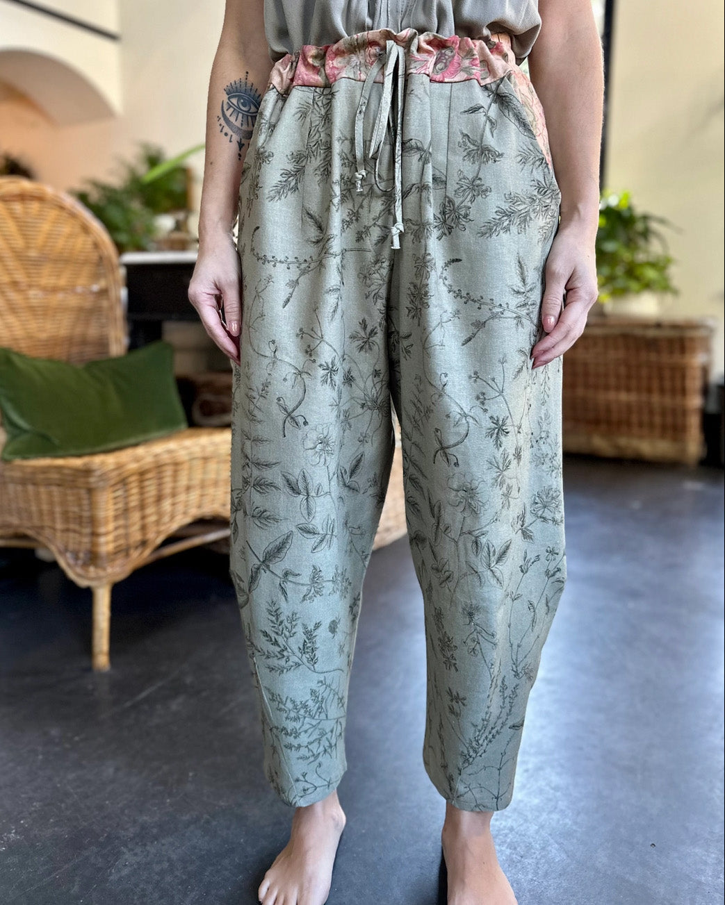 Map of My Heart Cropped Linen Artist Pants